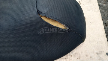 Kymco People S 125 - 200 ülés szakadt