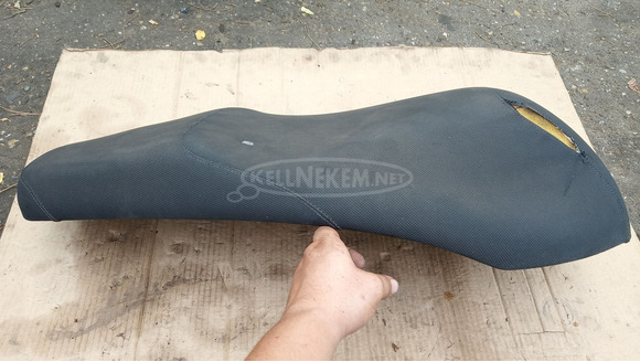 Kymco People S 125 - 200 ülés szakadt - 8/10