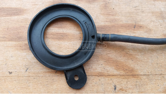 Kymco People S 125 - 200 üzemanyag tálca - 2/4