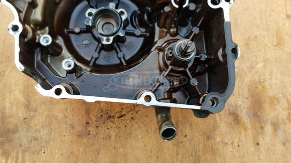 Kymco People GT 125 - 200 gyújtásfedél vízpumpával - 5/10