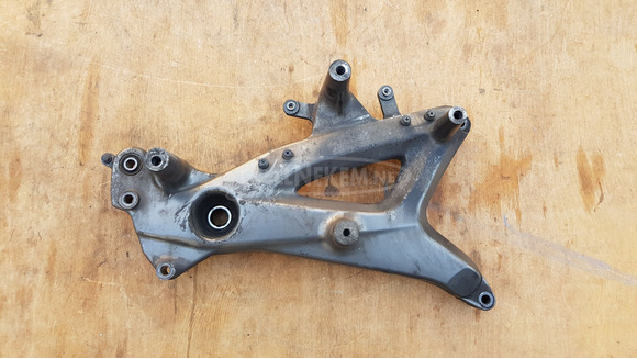 Kymco People GT 125 - 200 hátsó lengőkar - 1/9