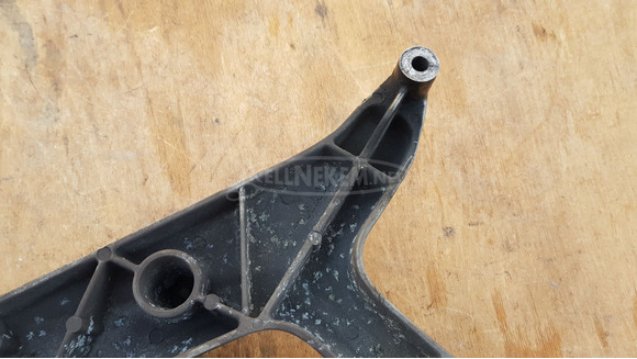 Kymco People GT 125 - 200 hátsó lengőkar - 8/9