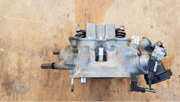 Kymco People GT 200 hengerfej - 7/10