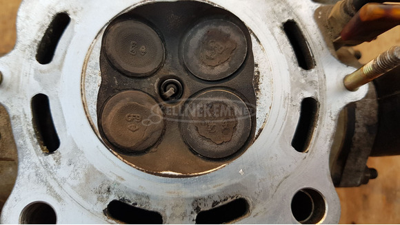 Kymco People GT 200 hengerfej - 9/10