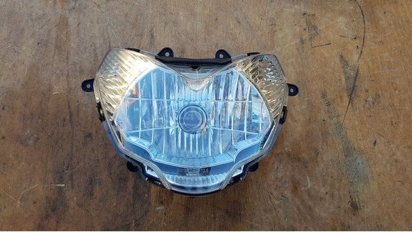 Kymco People GT 125 - 200 első lámpa - 1/7