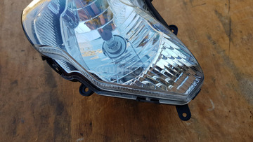 Kymco People GT 125 - 200 első lámpa