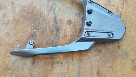 Kymco People GT 125 - 200 hátsó kapaszkodó - 2/8