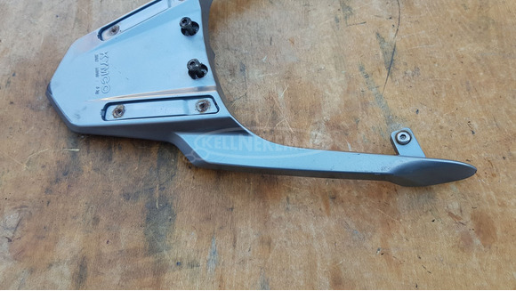 Kymco People GT 125 - 200 hátsó kapaszkodó - 4/8