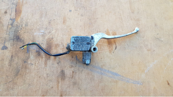 Kymco People GT 125 - 200 főfékhenger jobbos - 1/9