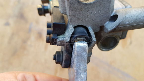 Kymco People GT 125 - 200 főfékhenger jobbos - 7/9