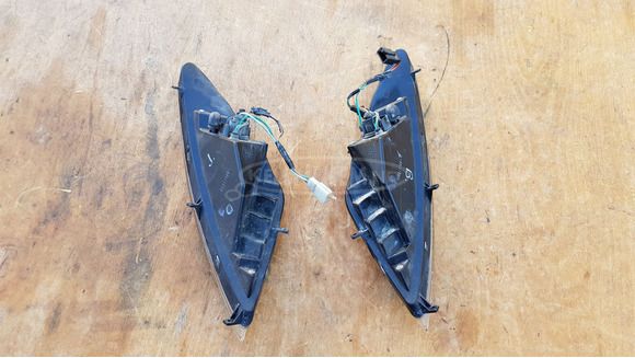 Kymco People GT 125 - 200 első irányjelző pár - 4/9