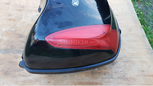 Kymco People GT 125 - 200 gyári hátsó doboz - 3/9