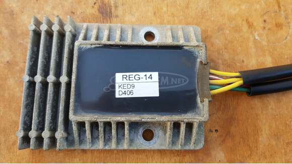 Kymco People GT 125 - 200 feszültségszabályzó - 2/7