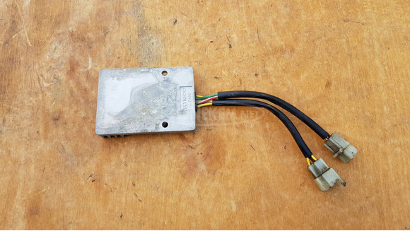 Kymco People GT 125 - 200 feszültségszabályzó - 3/7