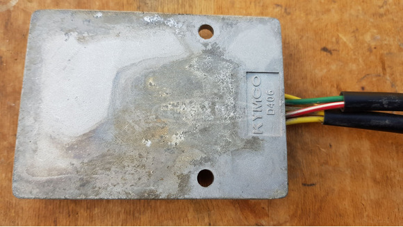 Kymco People GT 125 - 200 feszültségszabályzó - 4/7