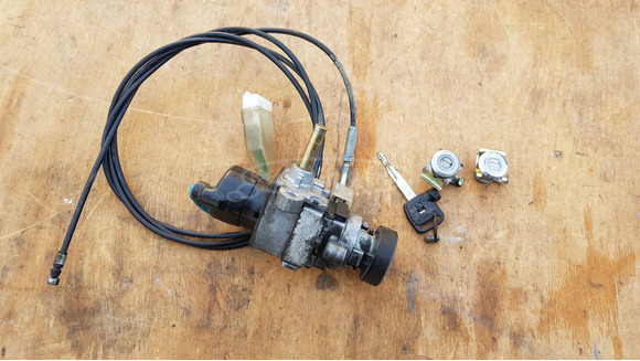 Kymco People GT 125 - 200 gyújtáskapcsoló - 1/10