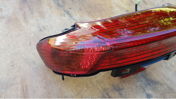 Yamaha Majesty YP 250 hátsó lámpa - 3/10