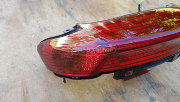 Yamaha Majesty YP 250 hátsó lámpa