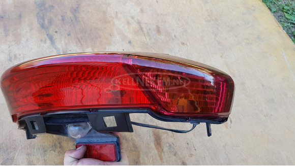 Yamaha Majesty YP 250 hátsó lámpa - 7/10