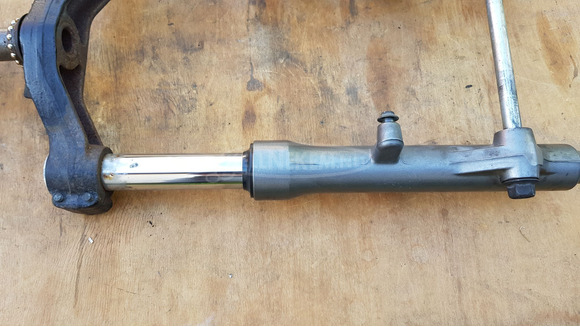 Yamaha Majesty YP 250 első villa - 5/9