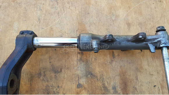 Yamaha Majesty YP 250 első villa - 6/9