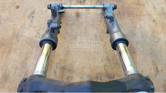 Yamaha Majesty YP 250 első villa - 9/9