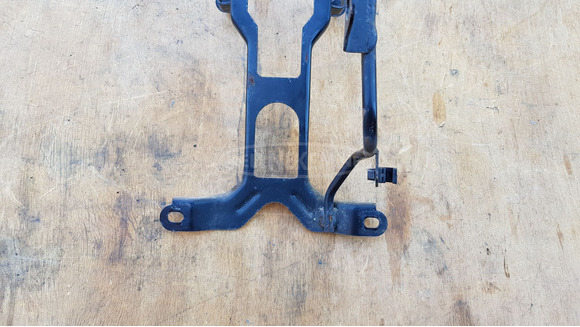 Yamaha Majesty YP 250 első idomtartó konzol - 2/8