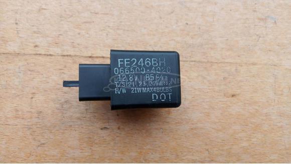 Yamaha Majesty YP 250 index relé - 1/5