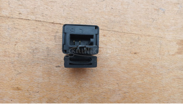 Yamaha Majesty YP 250 index relé