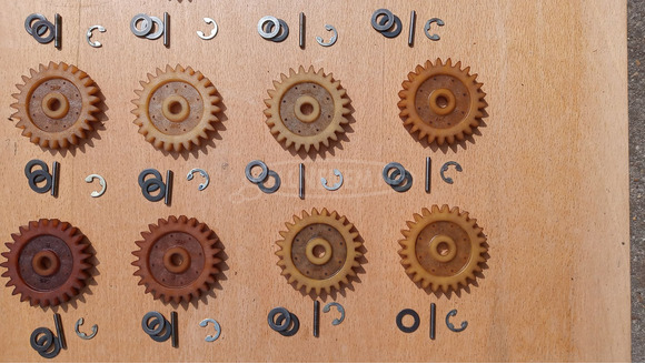 Yamaha Majesty YP 250 vízpumpa meghajtó fogaskerék - 5/9