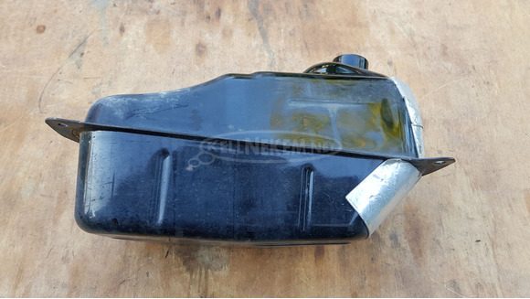 Yamaha Majesty YP 250 üzemanyag tank - 5/6