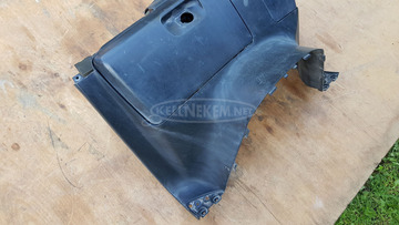 Yamaha Majesty YP 250 SG04 térdidom