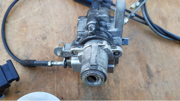 Yamaha Majesty YP 250 gyújtáskapcsoló - 3/9