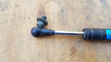 Yamaha Majesty YP 250 üléstartó teleszkóp