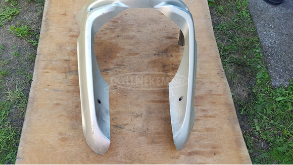 Yamaha Majesty YP 250 első idom sérült - 5/10