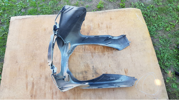 Yamaha Majesty YP 250 első idom sérült - 6/10