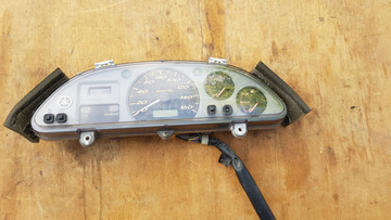 Yamaha Majesty YP 250 km óra 37843 km