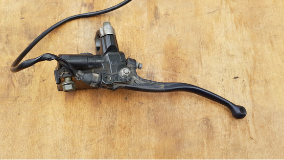 Yamaha Majesty YP 250 főfékhenger jobbos - 4/8