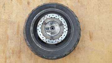 Yamaha Majesty YP 250 hátsó kerék