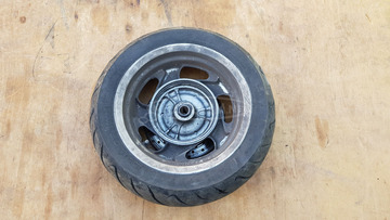 Yamaha Majesty YP 250 hátsó kerék