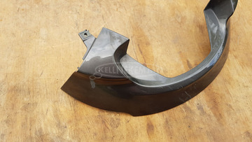 Yamaha Majesty YP 250 hátsó lámpa alatti idom 3