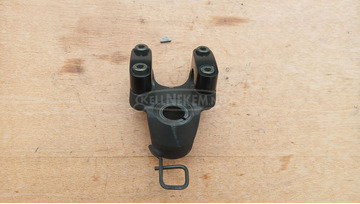 Yamaha Majesty YP 250 kormány tartókonzol