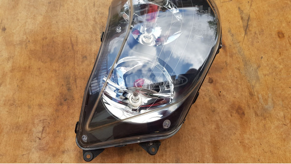 Yamaha Majesty YP 250 első lámpa - 7/8