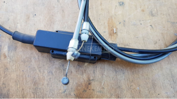 Yamaha Majesty YP 250 ülés nyitó bovden - 5/9