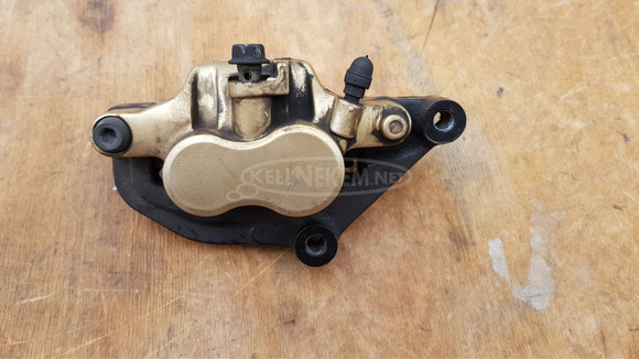 Yamaha Majesty YP 250 első féknyereg - 1/8