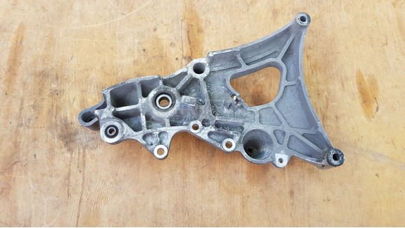 Yamaha Majesty YP 250 hátsó lengőkar - 5/9