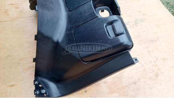 Yamaha Majesty YP 250 térdidom - 3/8