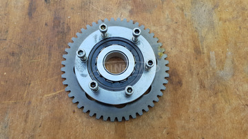 Aprilia Scarabeo Light 400 - 500 szabadonfutó