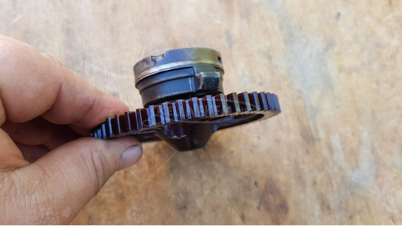 Aprilia Scarabeo Light 400 - 500 olajpumpa - 4/6