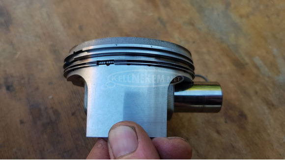 Aprilia Scarabeo Light 400 henger - 10/10